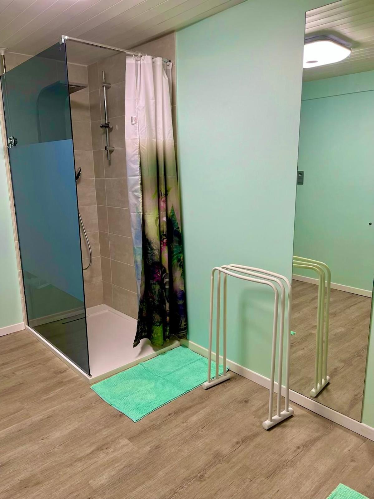 Appartement Dans Maison Familiale Bellevaux Ngoại thất bức ảnh